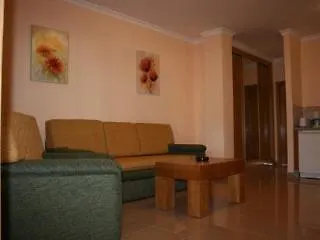 Maria Del Carmen Apartman *